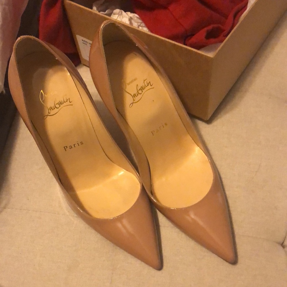 Christian Louboutin Kate 100 Nude 37